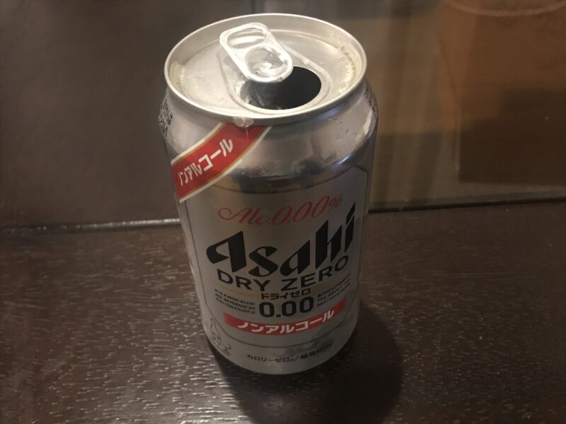 アサヒ　ドライゼロ　缶